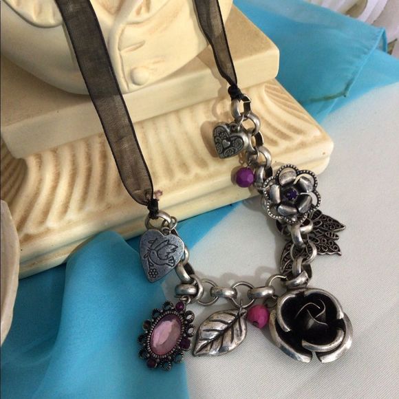 Vintage 90’s Grunge Metal Charm Necklace Super Cute! - Picture 6 of 11